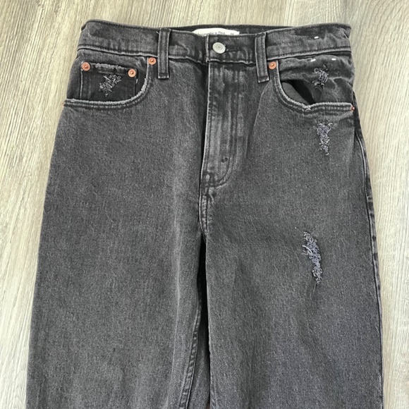 NWT Abercrombie & Fitch Jeans Womens 26 short Black 90s Straight ultra High Rise - Picture 3 of 7
